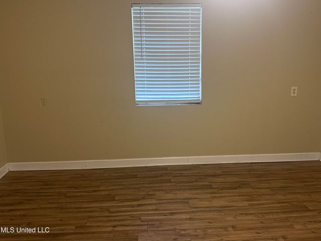 4415 Lynx Avenue, Pascagoula, MS 39581