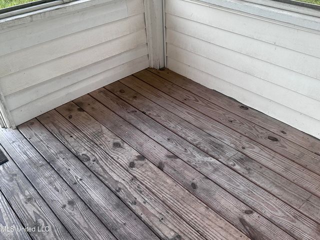 4415 Lynx Avenue, Pascagoula, MS 39581