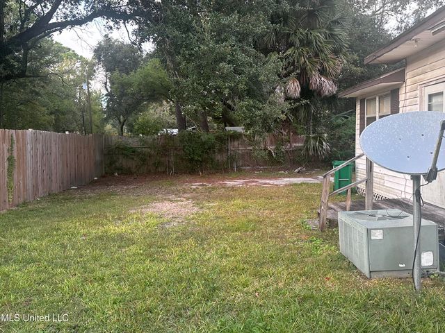 4415 Lynx Avenue, Pascagoula, MS 39581