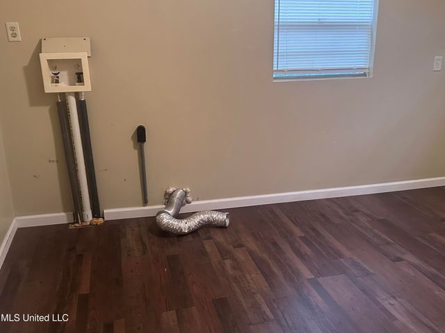 4415 Lynx Avenue, Pascagoula, MS 39581