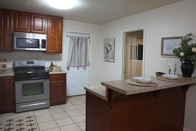 268 Teegarden Ave, Yuba City, CA 95991