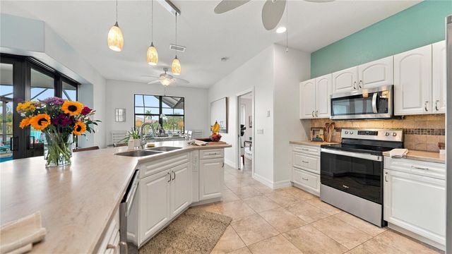 9150 MELODY CIRCLE, Port Charlotte, FL 33981