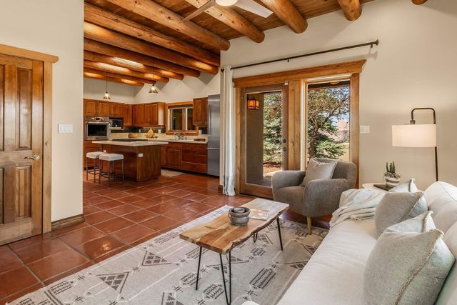 10 Descanso Road, Santa Fe, NM 87508