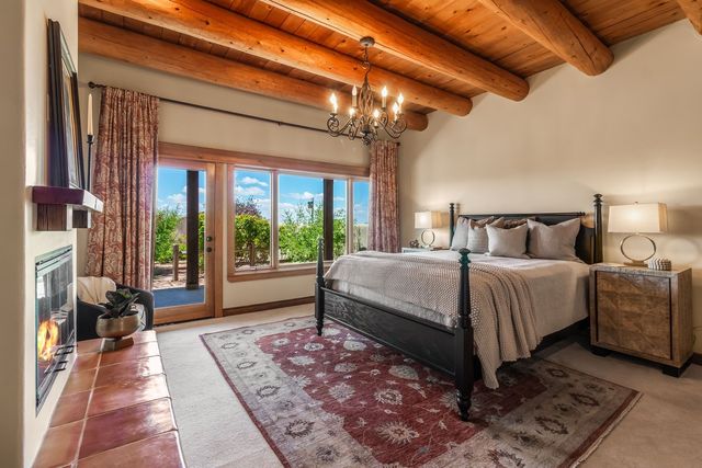 10 Descanso Road, Santa Fe, NM 87508