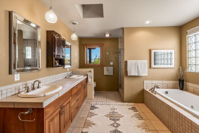 10 Descanso Road, Santa Fe, NM 87508