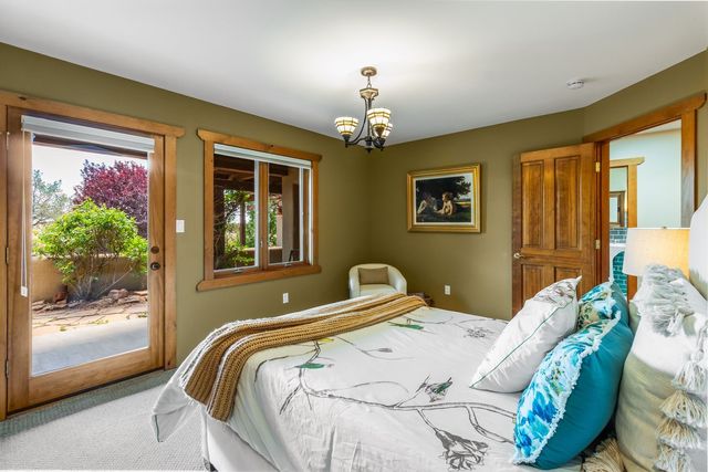 10 Descanso Road, Santa Fe, NM 87508