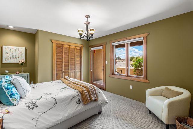 10 Descanso Road, Santa Fe, NM 87508
