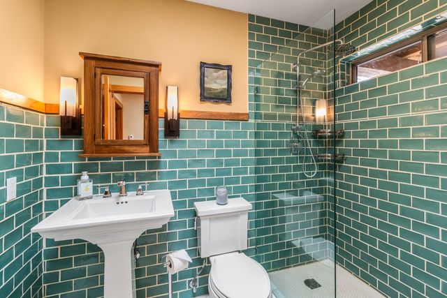 10 Descanso Road, Santa Fe, NM 87508