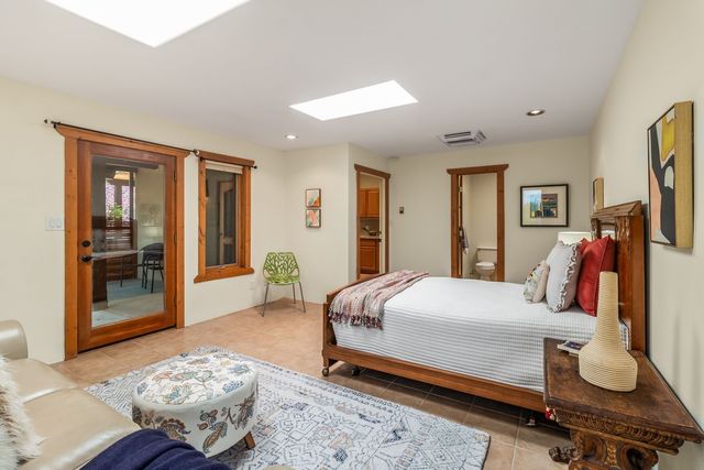 10 Descanso Road, Santa Fe, NM 87508