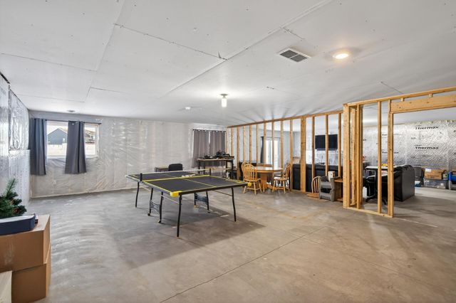 10081 188th Avenue NW, Elk River, MN 55330