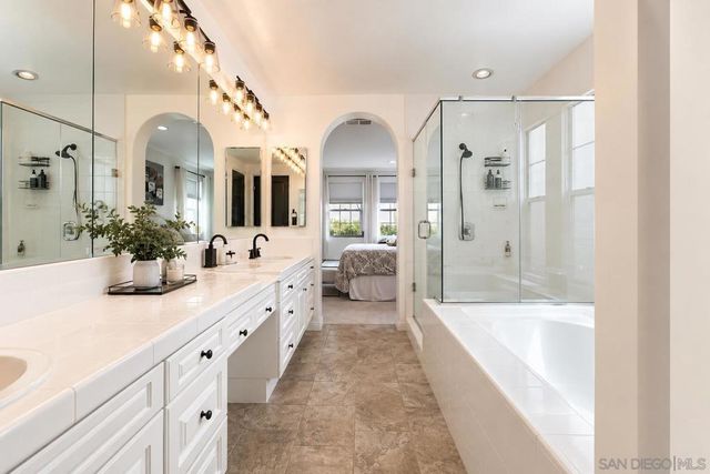 2955 Farragut, San Diego, CA 92106