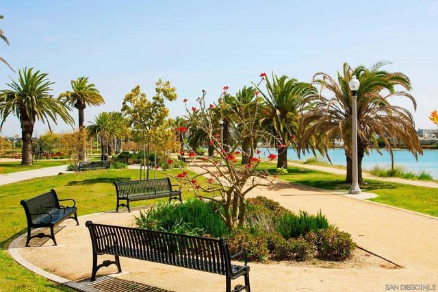2955 Farragut, San Diego, CA 92106