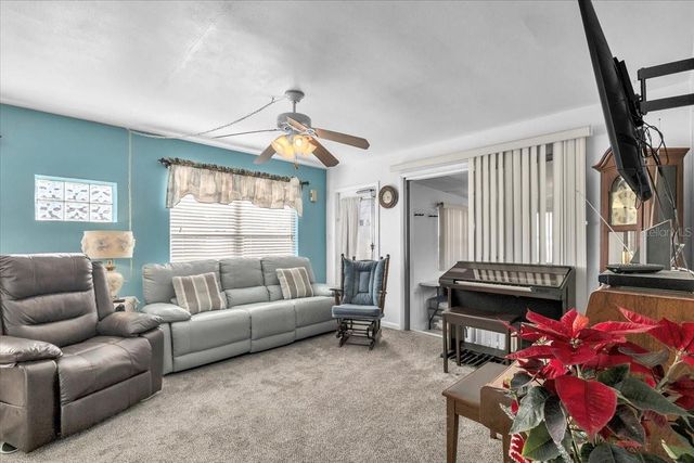 370 DUXBURY AVENUE, Port Charlotte, FL 33952