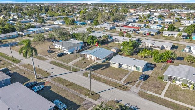 370 DUXBURY AVENUE, Port Charlotte, FL 33952