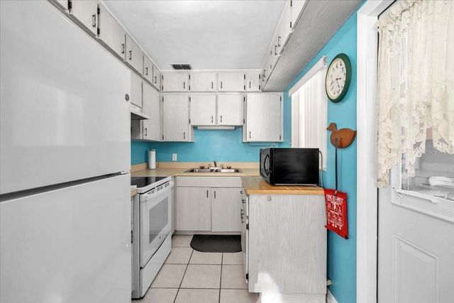 370 DUXBURY AVENUE, Port Charlotte, FL 33952