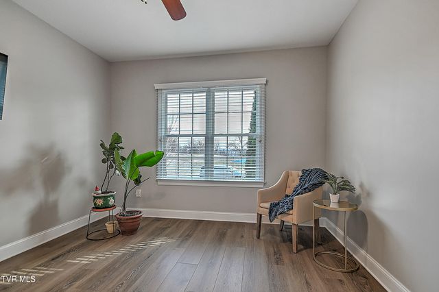 581 Robert Court, Johnson City, TN 37601