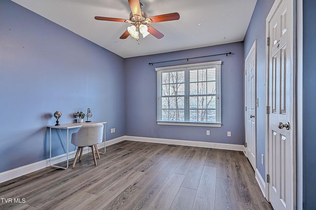 581 Robert Court, Johnson City, TN 37601