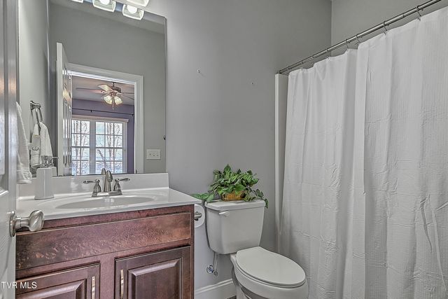 581 Robert Court, Johnson City, TN 37601