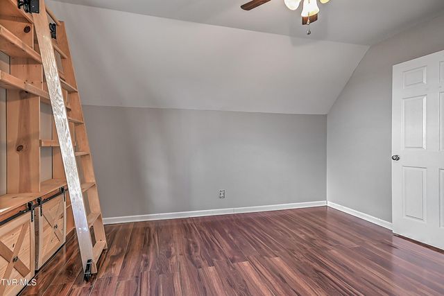 581 Robert Court, Johnson City, TN 37601