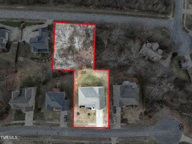 581 Robert Court, Johnson City, TN 37601