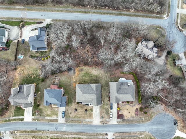 581 Robert Court, Johnson City, TN 37601