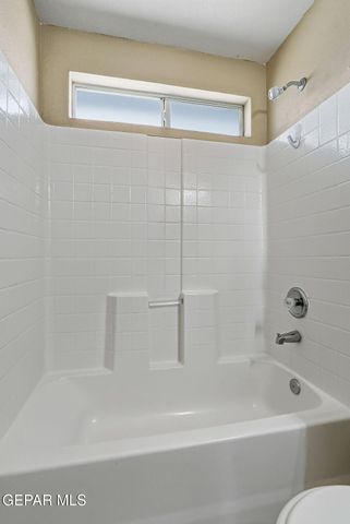 5725 MICHAEL P ANDERSON Lane, El Paso, TX 79934