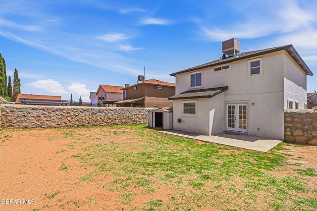 5725 MICHAEL P ANDERSON Lane, El Paso, TX 79934