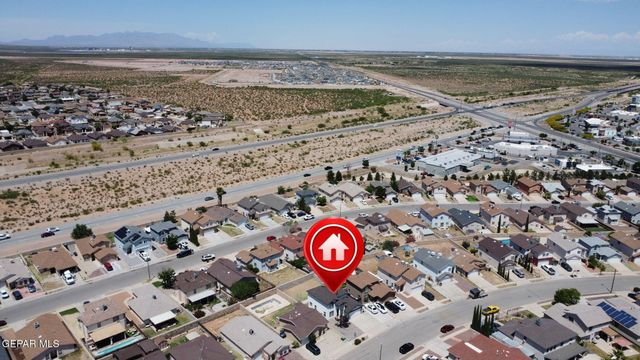 5725 MICHAEL P ANDERSON Lane, El Paso, TX 79934