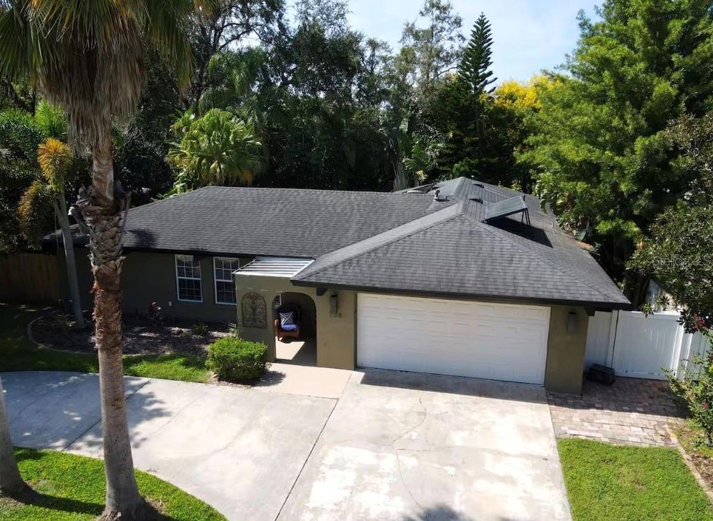 738 LAKE HOWELL ROAD, Maitland, FL 32751