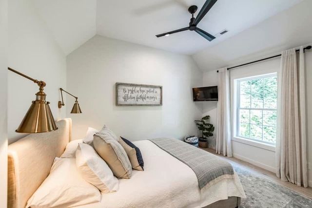 623 Beartrail Ln, Gatlinburg, TN 37738