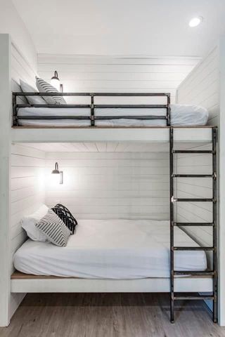 623 Beartrail Ln, Gatlinburg, TN 37738