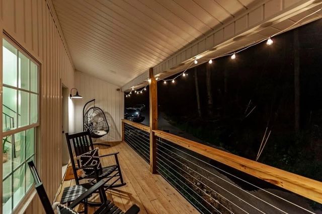 623 Beartrail Ln, Gatlinburg, TN 37738