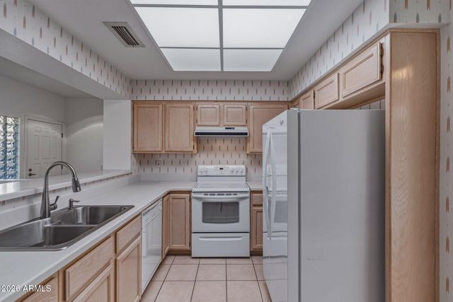 18846 N PALOMAR Drive, Sun City West, AZ 85375