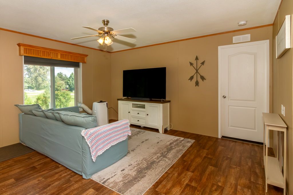 220 Gunsite Loop, Kalispell, MT 59901 photo 3