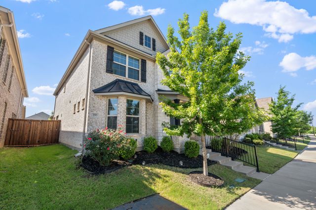 2093 Almassera Drive, Little Elm, TX 75068
