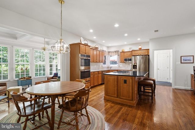 1195 HAWLING PL SW, Leesburg, VA 20175