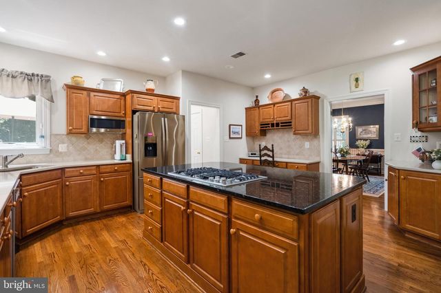 1195 HAWLING PL SW, Leesburg, VA 20175