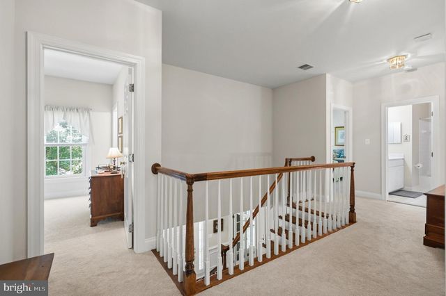 1195 HAWLING PL SW, Leesburg, VA 20175