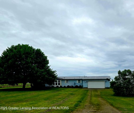 1279 Leland Road, Ovid, MI 48866