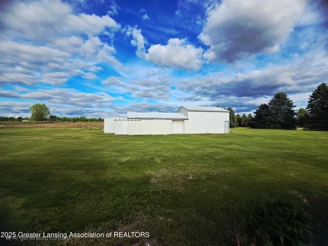 1279 Leland Road, Ovid, MI 48866
