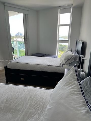 100 Bayview Dr 1521, Sunny Isles Beach, FL 33160