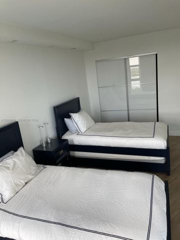 100 Bayview Dr 1521, Sunny Isles Beach, FL 33160