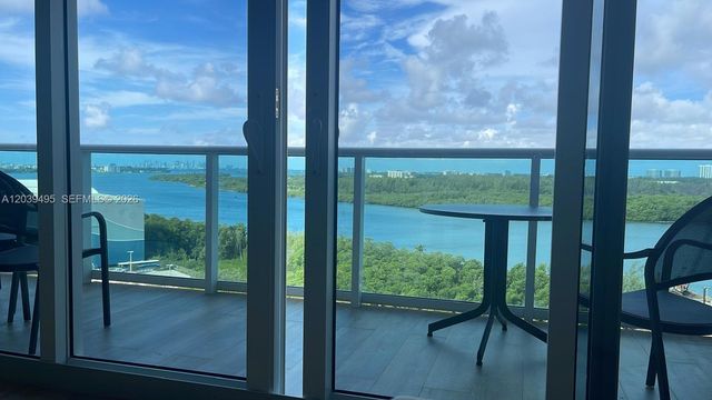 100 Bayview Dr 1521, Sunny Isles Beach, FL 33160