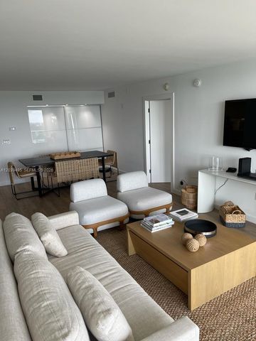 100 Bayview Dr 1521, Sunny Isles Beach, FL 33160
