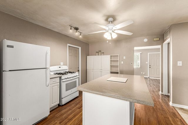 1002 E ORCHID Lane, Phoenix, AZ 85020