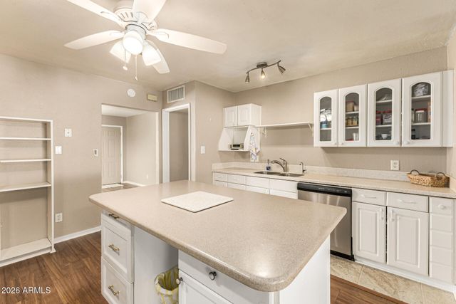 1002 E ORCHID Lane, Phoenix, AZ 85020