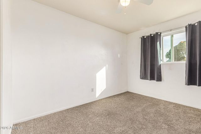 1002 E ORCHID Lane, Phoenix, AZ 85020