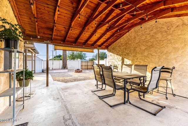 1002 E ORCHID Lane, Phoenix, AZ 85020