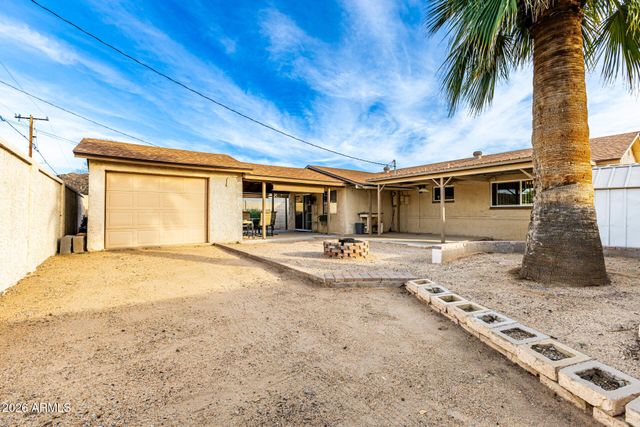 1002 E ORCHID Lane, Phoenix, AZ 85020