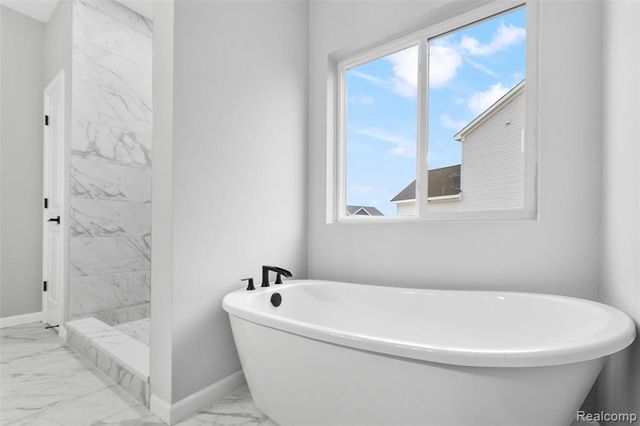 10042 Santa Lucia Court, Grand Blanc, MI 48439